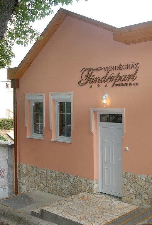 Tuenderpart Vendeghaz Hotel Eger Exterior photo